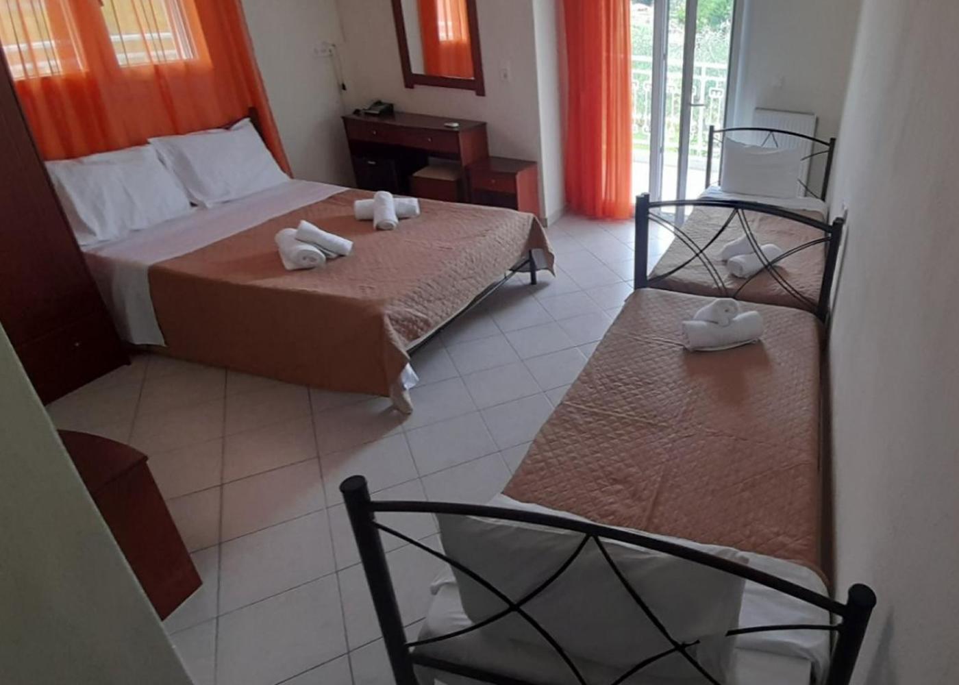 Hotel Kastri Nea Mesagkala Ngoại thất bức ảnh