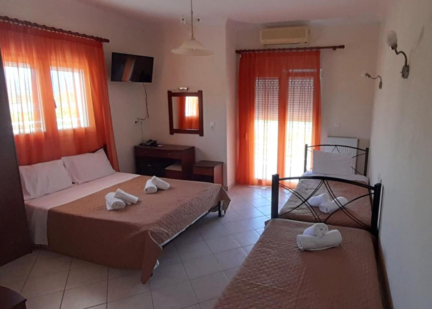 Hotel Kastri Nea Mesagkala Ngoại thất bức ảnh