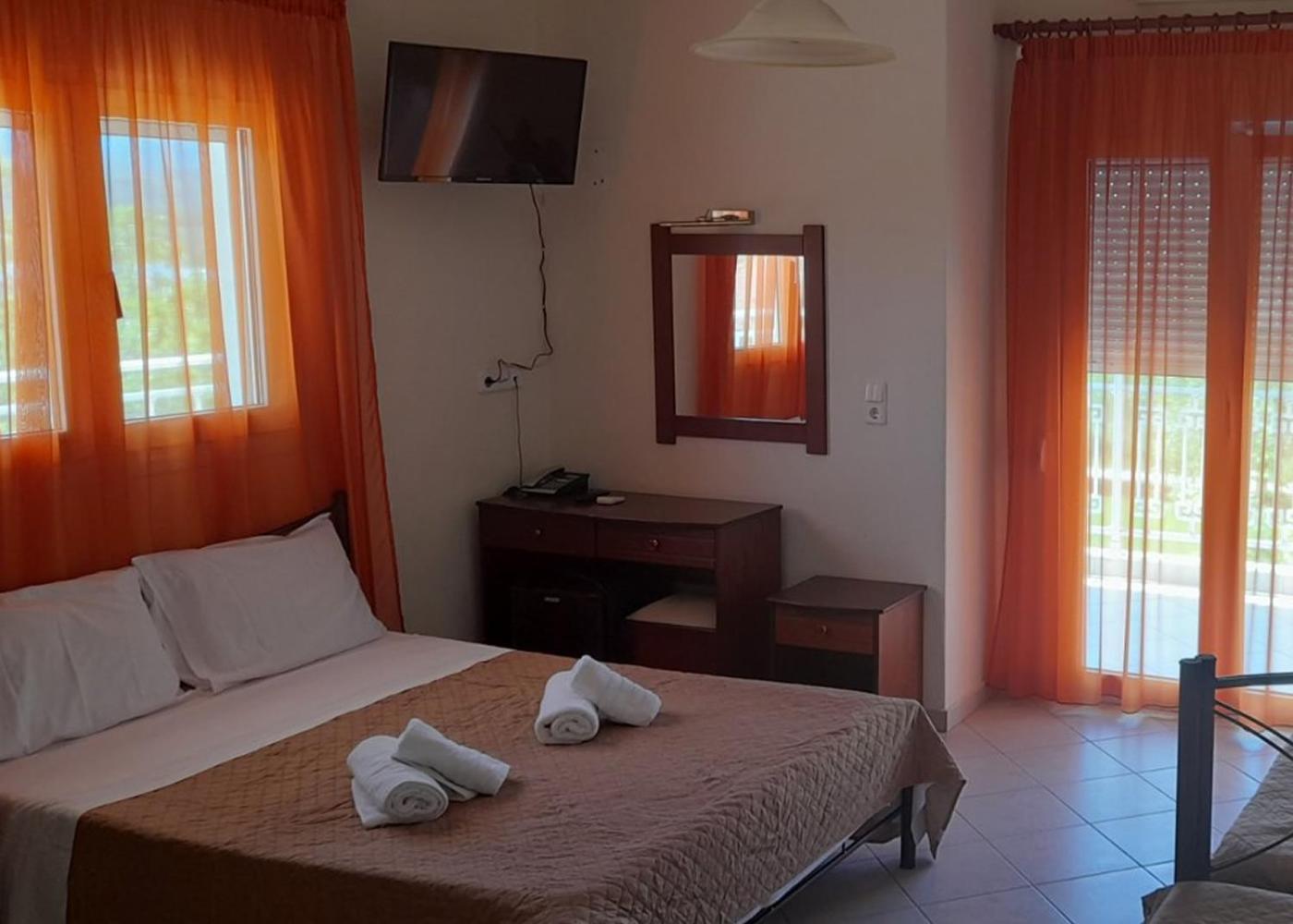 Hotel Kastri Nea Mesagkala Ngoại thất bức ảnh